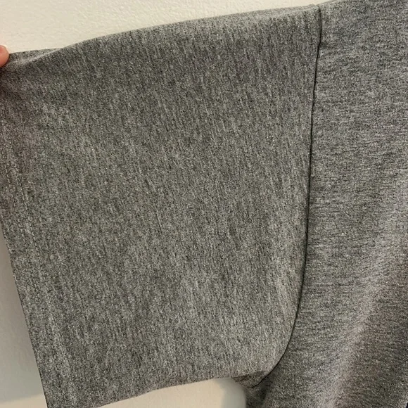 University of Maine Black Bears Gray NCAA Russell Athletic T-Shirt Size Large. - Picture 4 of 7